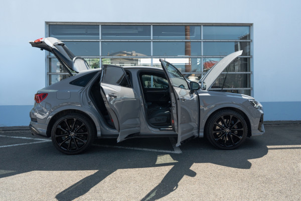 AUDI RS Q3