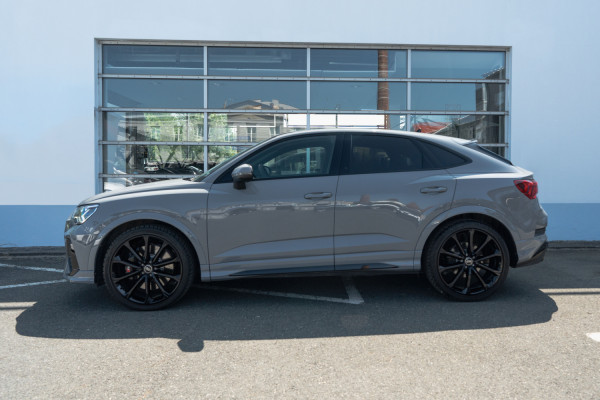 AUDI RS Q3