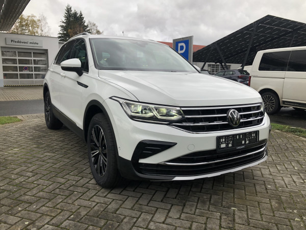 VW Tiguan Elegance